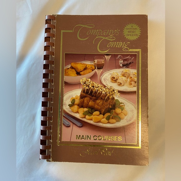 4 Vintage Company’s Coming Cookbooks ✨BONUS New/Unopened 70’s Recipe Car… - Picture 3 of 9